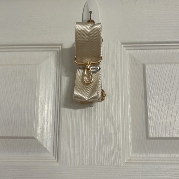 The Magic Box Kids Lunch Box - Picture 3 of 3